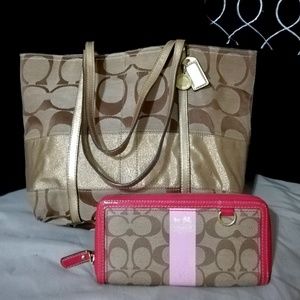 *SOLD* Coach Signature Canvas Handbag